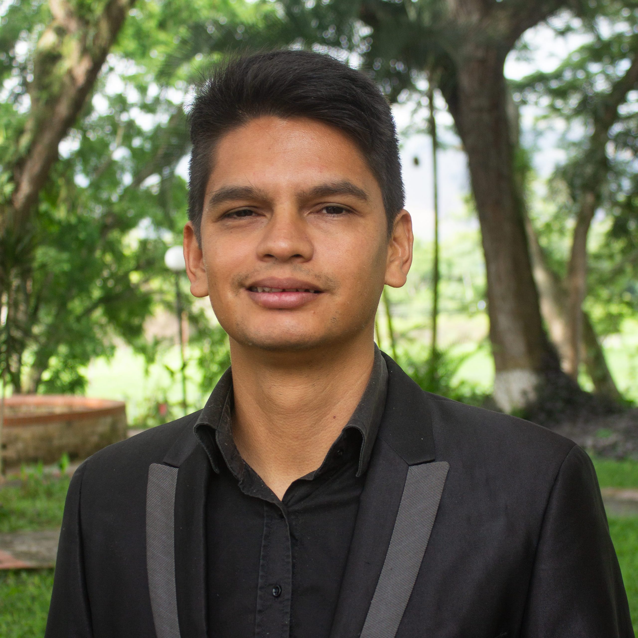 Lcdo. Hernavid Torres